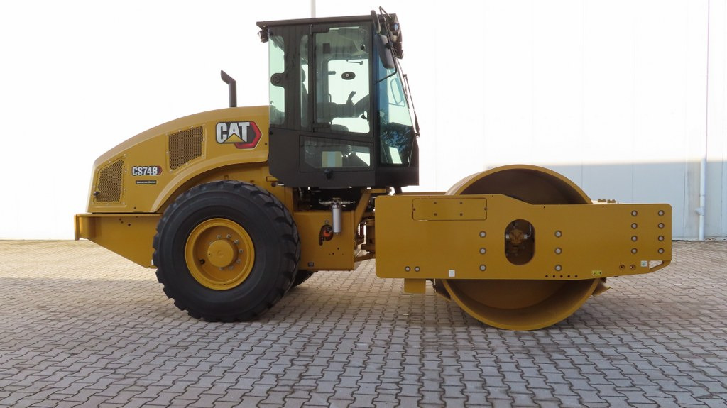 Caterpillar CS74B - مدماج: صور 1 Caterpillar CS74B - مدماج: صور 1
