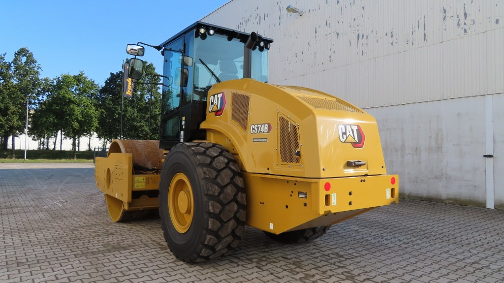 Caterpillar CS74B - مدماج: صور 4 Caterpillar CS74B - مدماج: صور 4