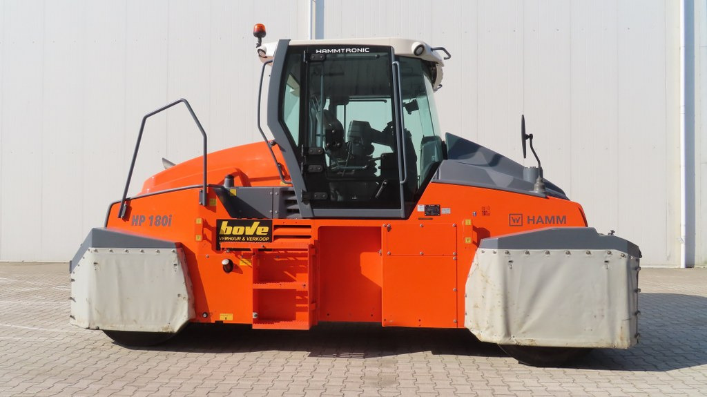 Hamm HP180 i - مداحل الإطارات الهوائية: صور 1 Hamm HP180 i - مداحل الإطارات الهوائية: صور 1
