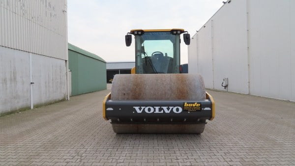 مدماج Volvo SD 135 B: صور 7