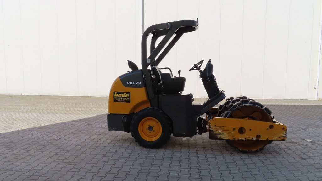 Volvo SD 25 F - مدماج: صور 1 Volvo SD 25 F - مدماج: صور 1