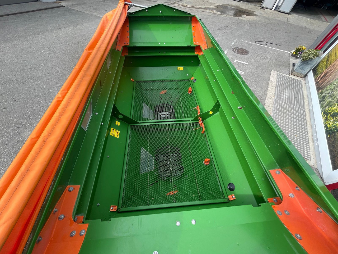Amazone AMAZONE ZA-M 3200 PROFIS HYDRO - آلة رش الأسمدة: صور 2 Amazone AMAZONE ZA-M 3200 PROFIS HYDRO - آلة رش الأسمدة: صور 2