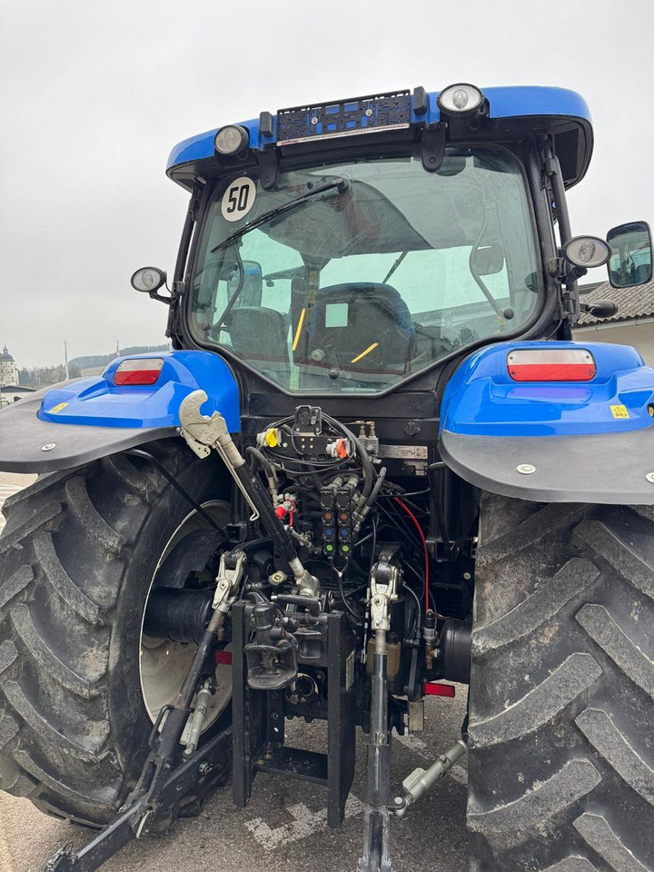 New Holland T6040 Elite - جرار: صور 5 New Holland T6040 Elite - جرار: صور 5