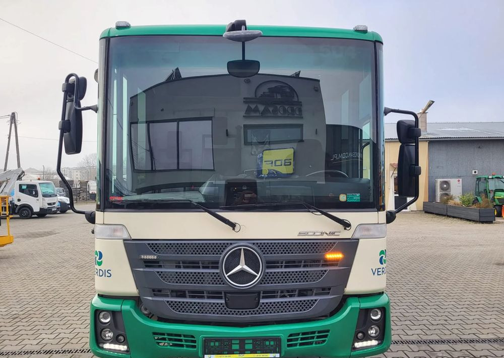 Mercedes-Benz Econic 2630 dwukomorowa - شاحنة القمامة: صور 3 Mercedes-Benz Econic 2630 dwukomorowa - شاحنة القمامة: صور 3