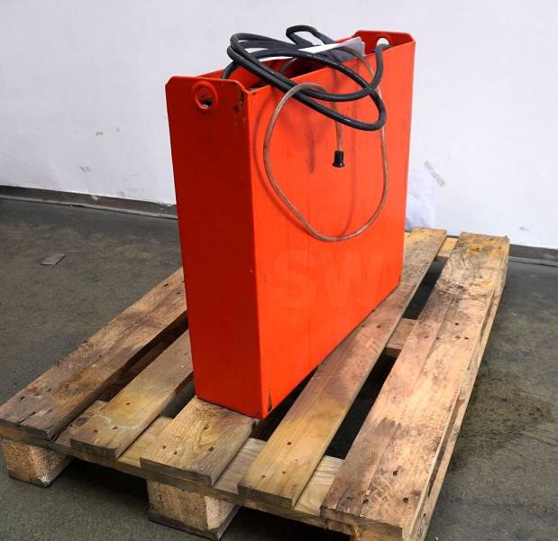 GRUMA 24 Volt 2 PzB 150 Ah - البطارية: صور 2 GRUMA 24 Volt 2 PzB 150 Ah - البطارية: صور 2