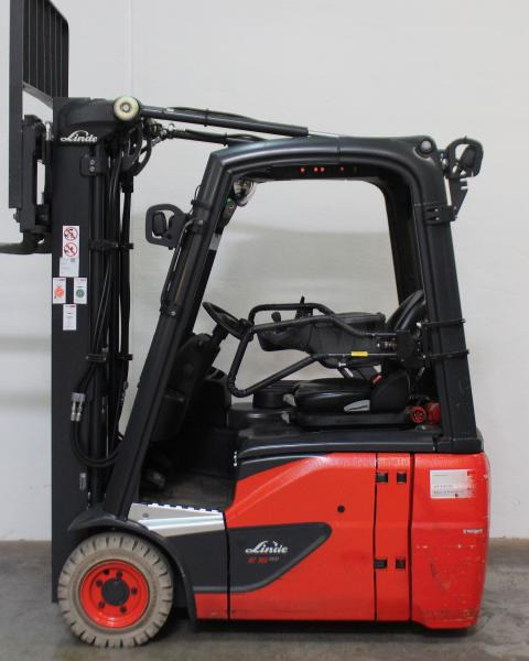 Linde E 16 C EVO 386-02 - رافعة شوكية كهربائية: صور 3 Linde E 16 C EVO 386-02 - رافعة شوكية كهربائية: صور 3