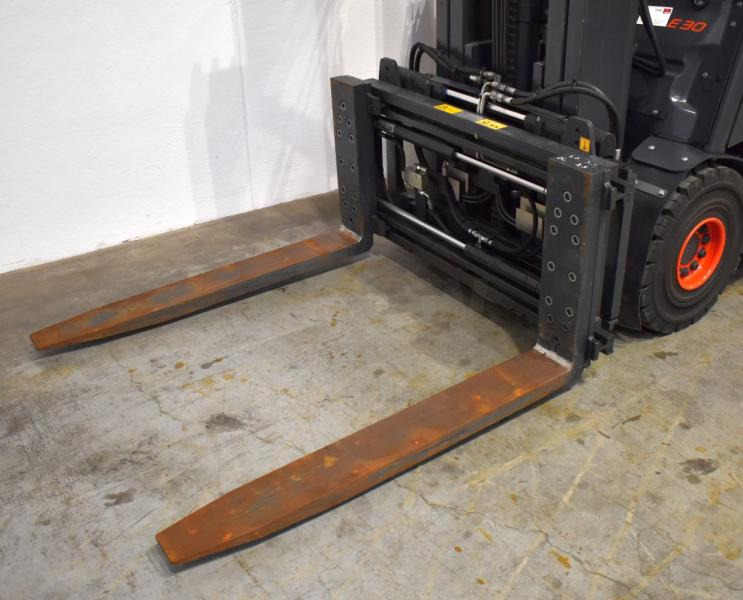 رافعة شوكية كهربائية Linde E 30 L 387: صور 7