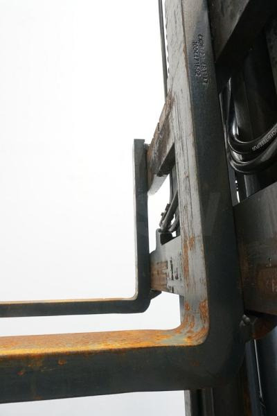 Linde H 30 T EVO 393-02 - رافعة شوكية تعمل بالغاز: صور 5 Linde H 30 T EVO 393-02 - رافعة شوكية تعمل بالغاز: صور 5