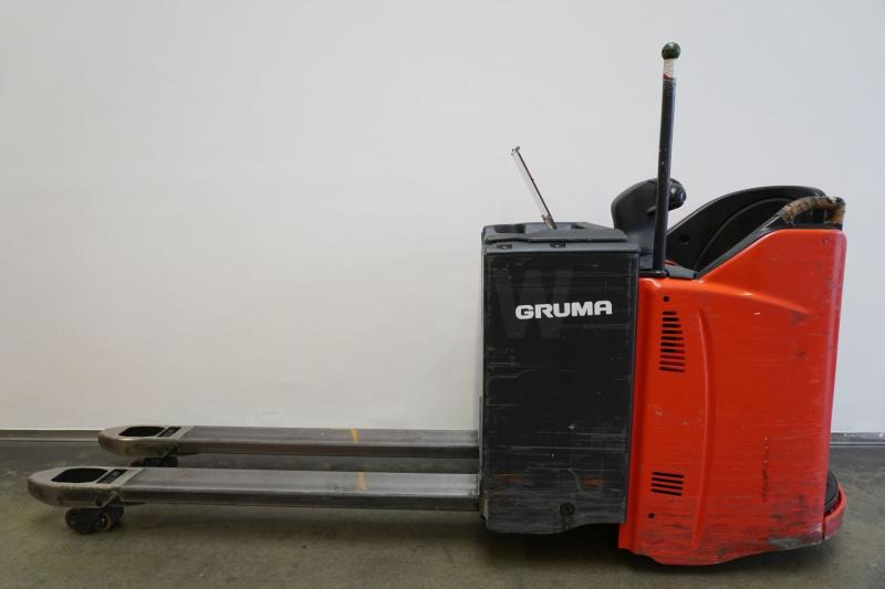 Linde T 20 SP 131-08 - معدات الرفع منخفض المستوى: صور 4 Linde T 20 SP 131-08 - معدات الرفع منخفض المستوى: صور 4
