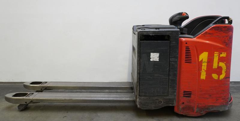Linde T 20 SP 131 - معدات الرفع منخفض المستوى: صور 4 Linde T 20 SP 131 - معدات الرفع منخفض المستوى: صور 4