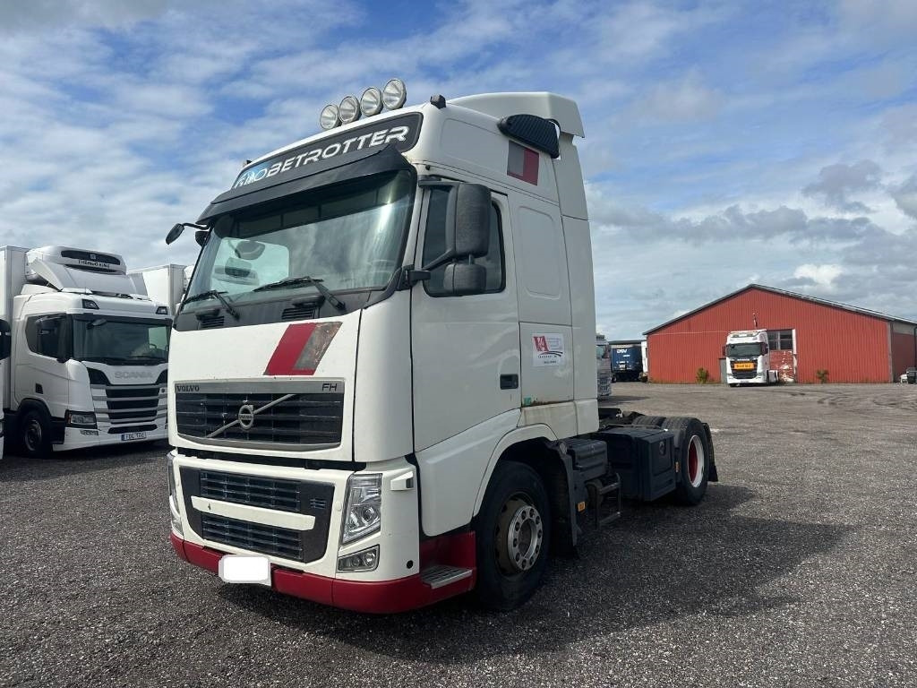 Volvo FH-440 4X2 Serie 3053 - شاحنة جرار: صور 1 Volvo FH-440 4X2 Serie 3053 - شاحنة جرار: صور 1