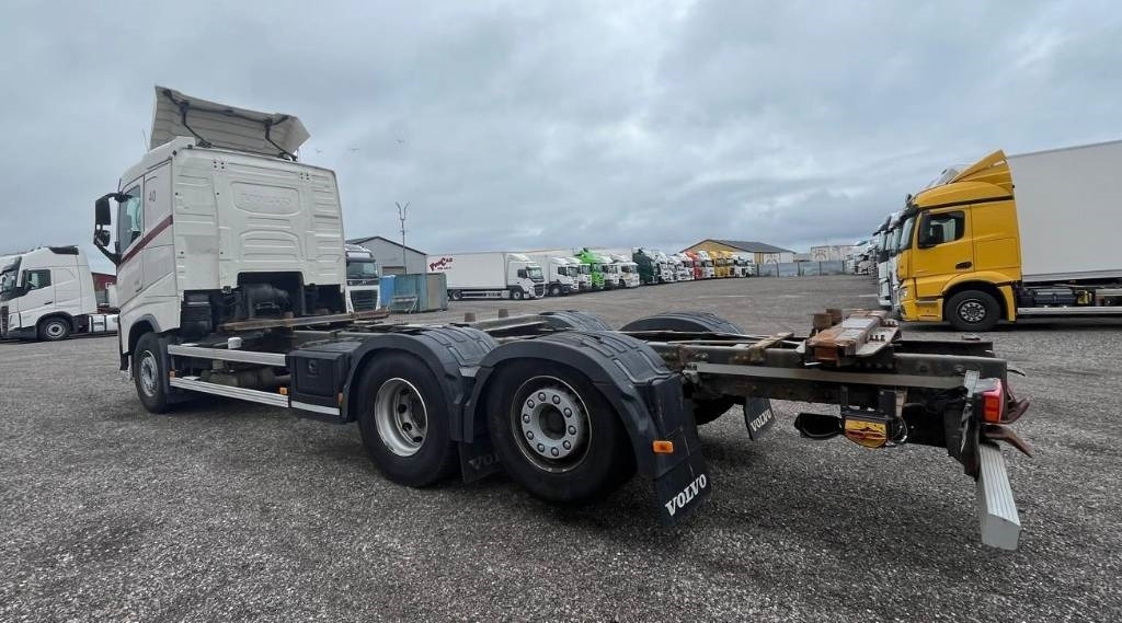 Volvo VOLVO FH 6*2 serie nr 3248 - شاحنات الحاويات / جسم علوي قابل للتغيير شاحنة: صور 4 Volvo VOLVO FH 6*2 serie nr 3248 - شاحنات الحاويات / جسم علوي قابل للتغيير شاحنة: صور 4