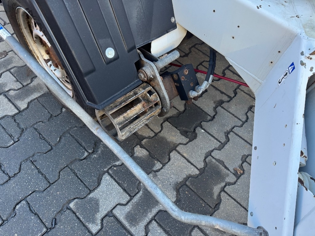 Dino 160 XT - منصة العمل الجوية مقطورة: صور 3 Dino 160 XT - منصة العمل الجوية مقطورة: صور 3