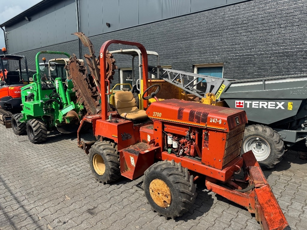 Ditch Witch 3700 DD  إيجار Ditch Witch 3700 DD: صور 21