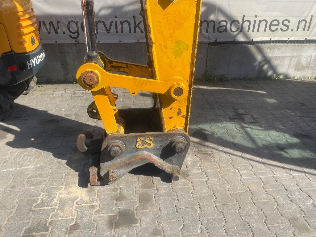 JCB JS 175 W - حفارة على عجلات: صور 3 JCB JS 175 W - حفارة على عجلات: صور 3