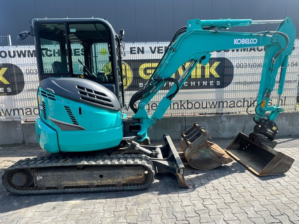 Kobelco SK 35 SR - حفارة مصغرة: صور 1 Kobelco SK 35 SR - حفارة مصغرة: صور 1