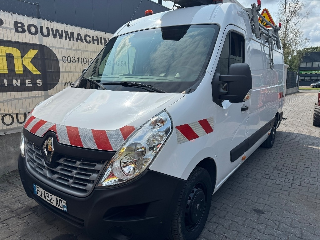 Renault Klubb K 32 - مصاعد الازدهار محمولة على شاحنة: صور 5 Renault Klubb K 32 - مصاعد الازدهار محمولة على شاحنة: صور 5