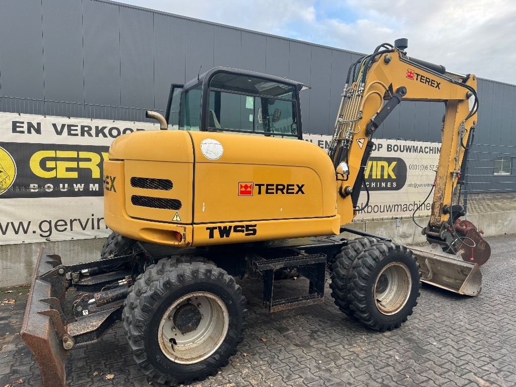 Terex TW 85 - حفارة على عجلات: صور 2 Terex TW 85 - حفارة على عجلات: صور 2