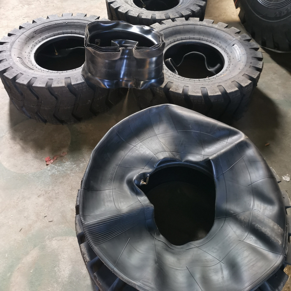 Qingdao Promising 20.5/70-16 Pneumatic Tyre Assembly for China Loader - الإطارات - اللودر بعجل: صور 4 Qingdao Promising 20.5/70-16 Pneumatic Tyre Assembly for China Loader - الإطارات - اللودر بعجل: صور 4