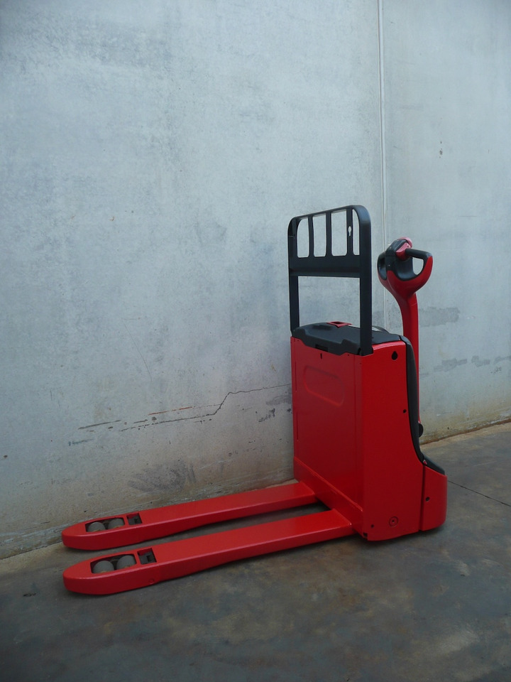 Linde T 16 - معدات الرفع منخفض المستوى: صور 2 Linde T 16 - معدات الرفع منخفض المستوى: صور 2