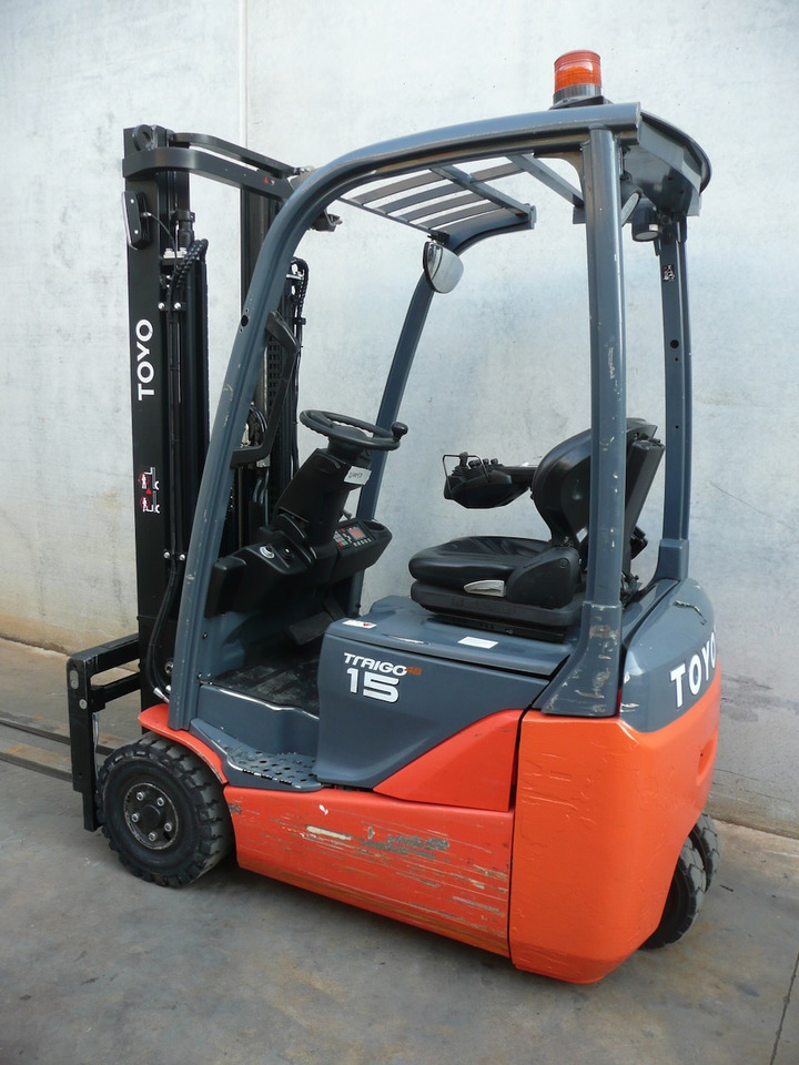 Toyota 8FBE15T - رافعة شوكية كهربائية: صور 4 Toyota 8FBE15T - رافعة شوكية كهربائية: صور 4