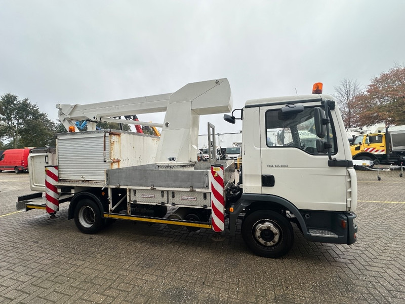 BISON Palfinger TKA 17 - مصاعد الازدهار محمولة على شاحنة: صور 5 BISON Palfinger TKA 17 - مصاعد الازدهار محمولة على شاحنة: صور 5