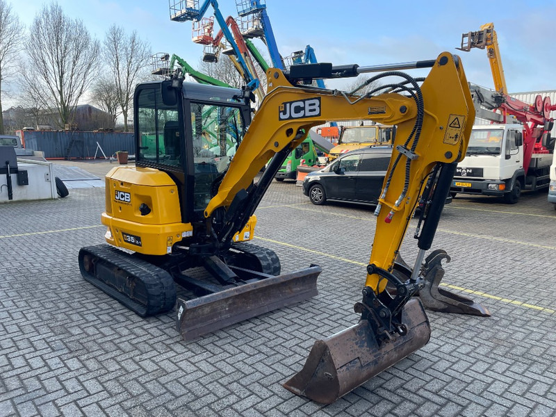 JCB 35Z-1 - حفارة مصغرة: صور 4 JCB 35Z-1 - حفارة مصغرة: صور 4