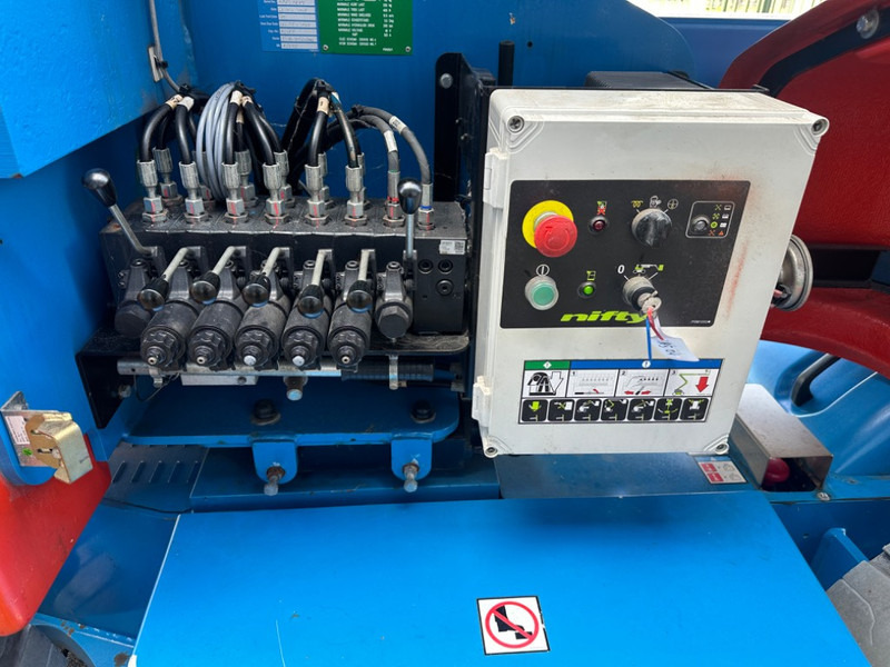 منصات هيدروليكية متنقلة Niftylift hr17 N Hybrid SOLD: صور 16