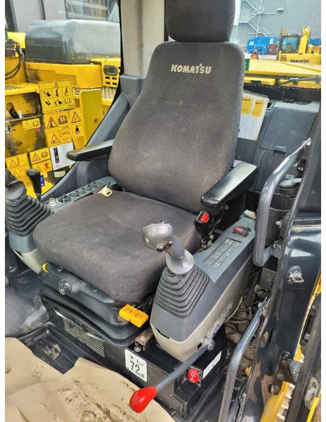 Komatsu PC 138 US-11 - حفارات زحافة: صور 4 Komatsu PC 138 US-11 - حفارات زحافة: صور 4
