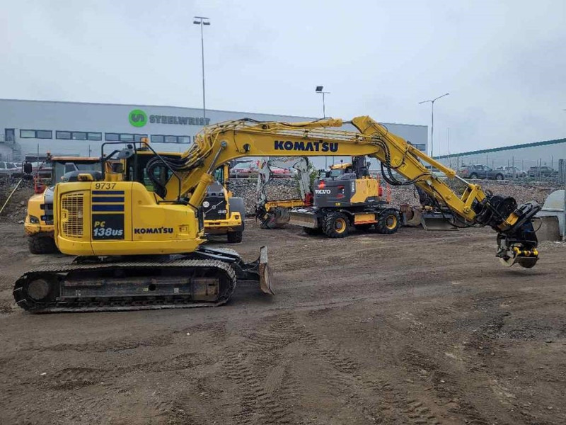 Komatsu PC 138 US-11 - حفارات زحافة: صور 2 Komatsu PC 138 US-11 - حفارات زحافة: صور 2