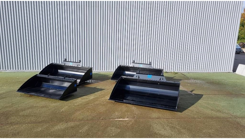 SE Equipment / Planeringsskopa / 2200 / 2400/ 2500 - بكت - آلات البناء: صور 2 SE Equipment / Planeringsskopa / 2200 / 2400/ 2500 - بكت - آلات البناء: صور 2