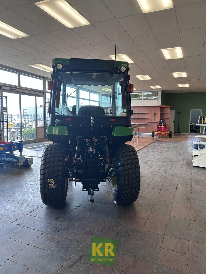 2032R John Deere - جرار صغير: صور 3 2032R John Deere - جرار صغير: صور 3