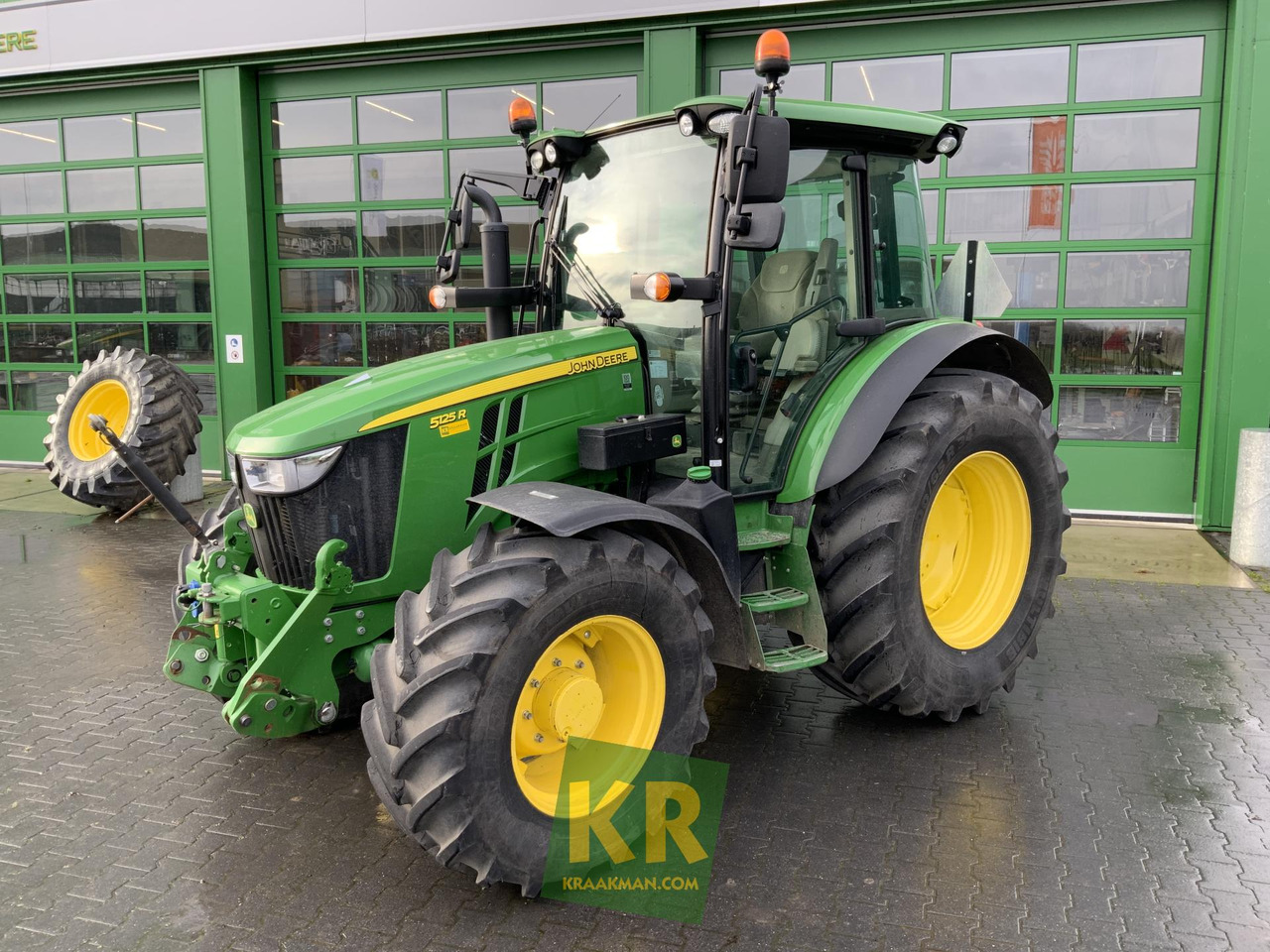 5125R John Deere - جرار: صور 2 5125R John Deere - جرار: صور 2