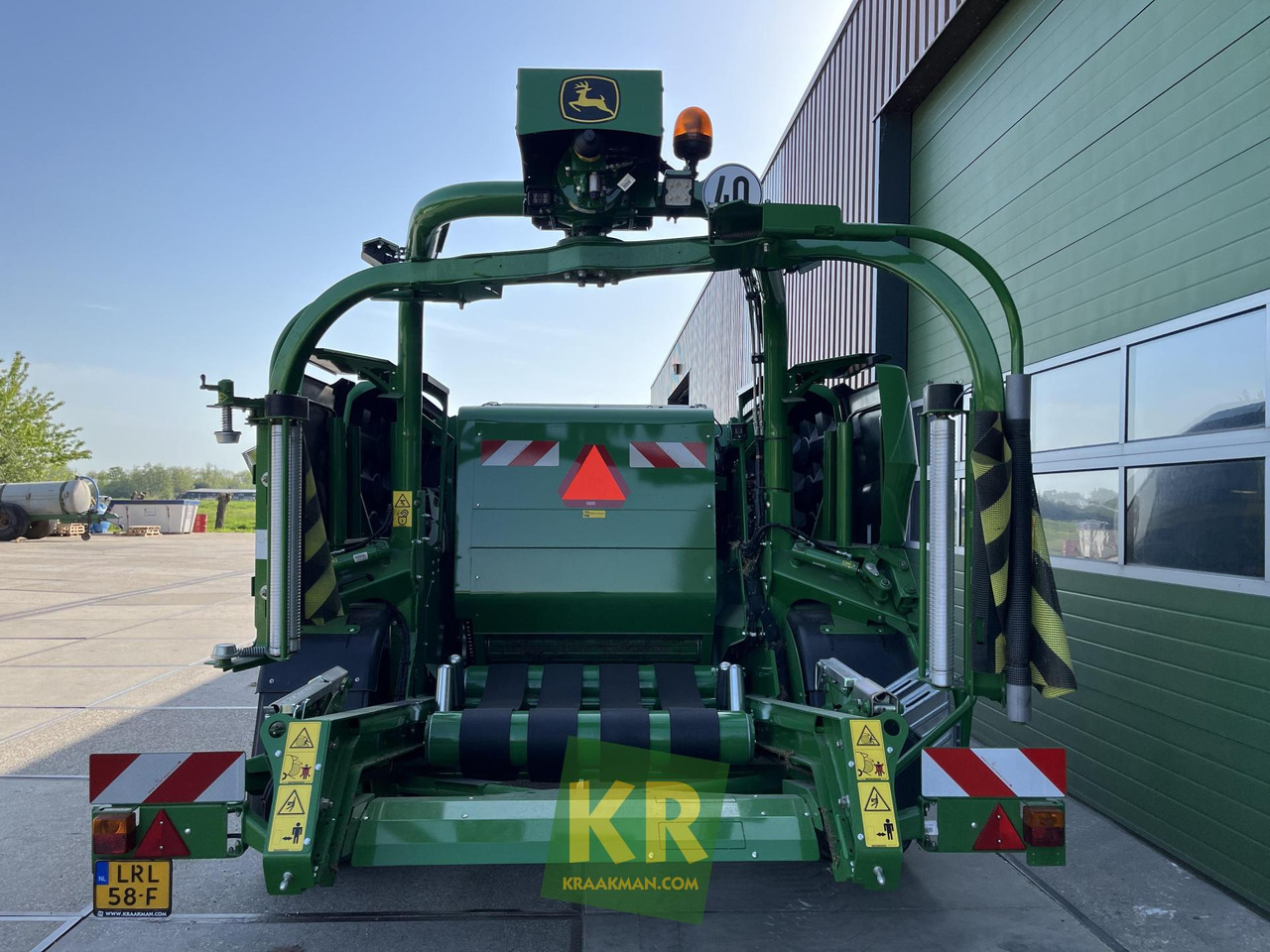 C441R John Deere - مكبس القش الدائري, معدة تغليف البالات: صور 4 C441R John Deere - مكبس القش الدائري, معدة تغليف البالات: صور 4