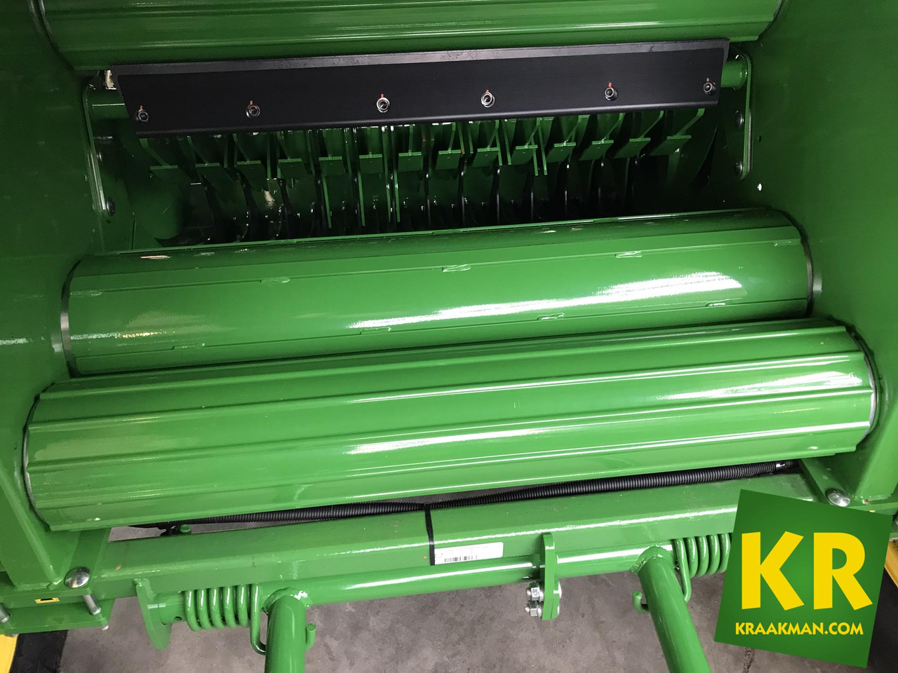جديد مكبس القش الدائري F441M John Deere: صور 7