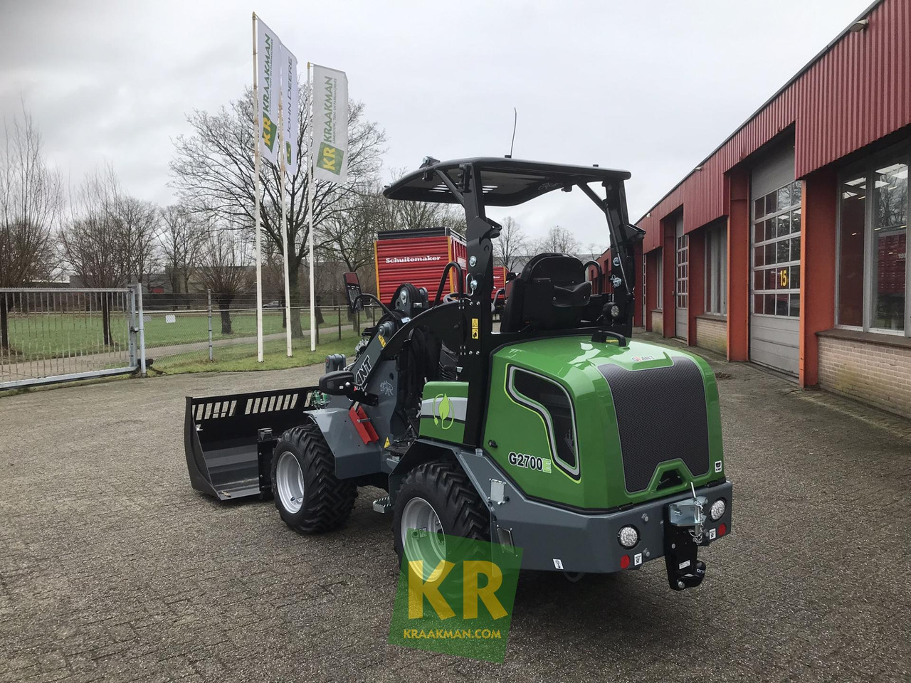 G2700E Giant  - لودر مفصلي صغير: صور 5 G2700E Giant  - لودر مفصلي صغير: صور 5