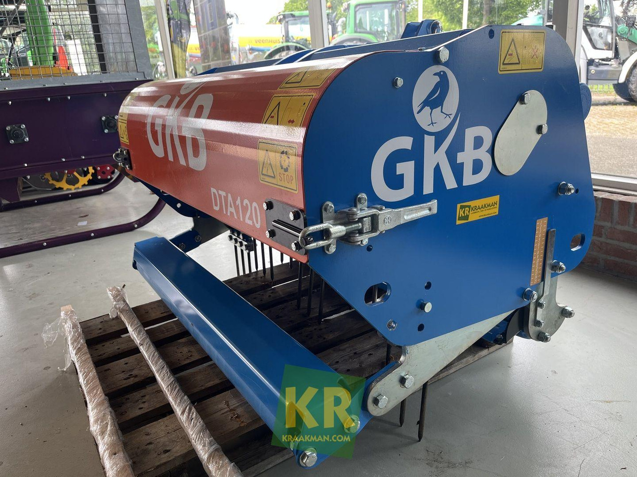GKB DTA120 diepbeluchter - ال معدات حراثه: صور 1 GKB DTA120 diepbeluchter - ال معدات حراثه: صور 1