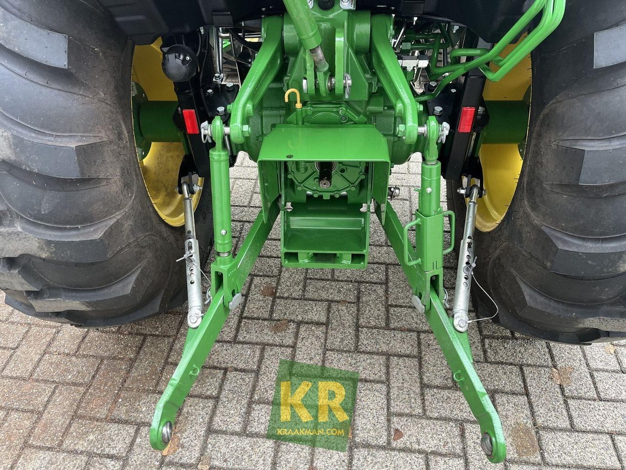 John Deere 4049M - جرار صغير: صور 5 John Deere 4049M - جرار صغير: صور 5