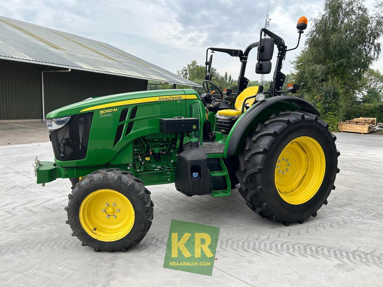 John Deere 5090M - جرار: صور 4 John Deere 5090M - جرار: صور 4