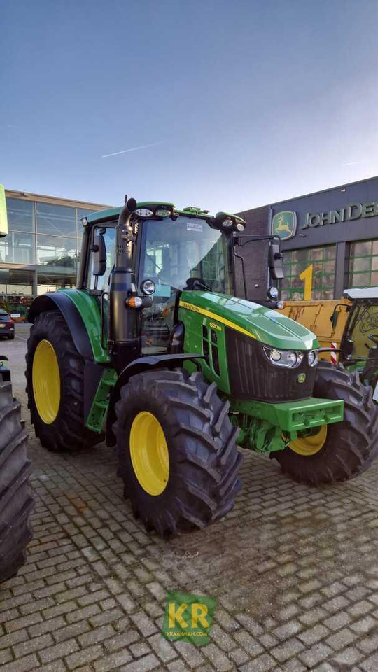 John Deere 6120M - جرار: صور 3 John Deere 6120M - جرار: صور 3