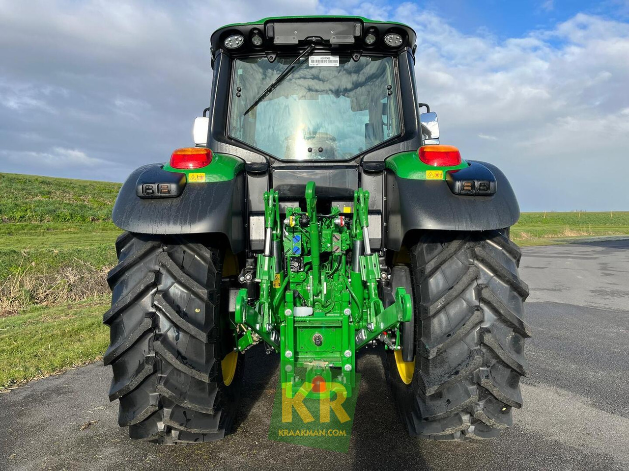 John Deere 6120M - جرار: صور 4 John Deere 6120M - جرار: صور 4
