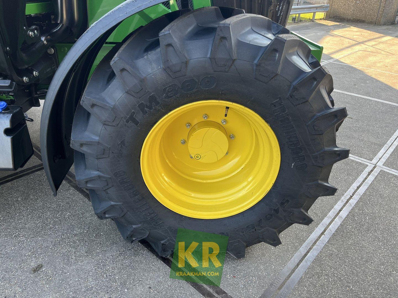 John Deere 6120M - جرار: صور 3 John Deere 6120M - جرار: صور 3