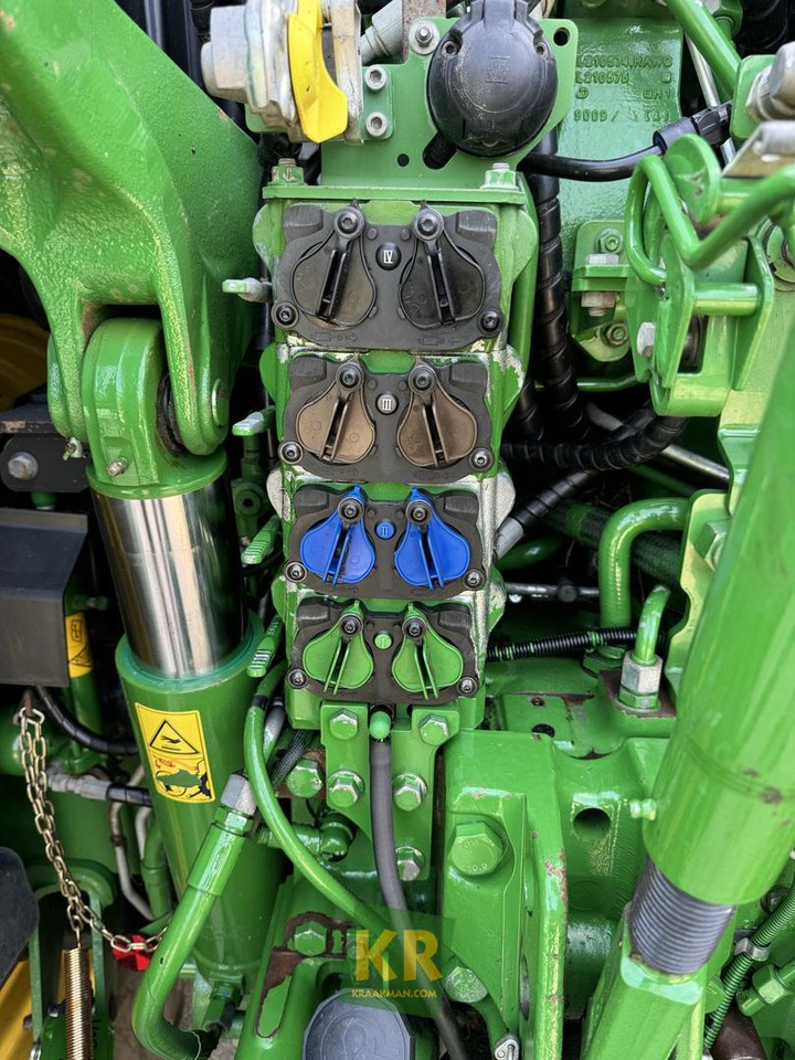 John Deere 6175R - جرار: صور 3 John Deere 6175R - جرار: صور 3