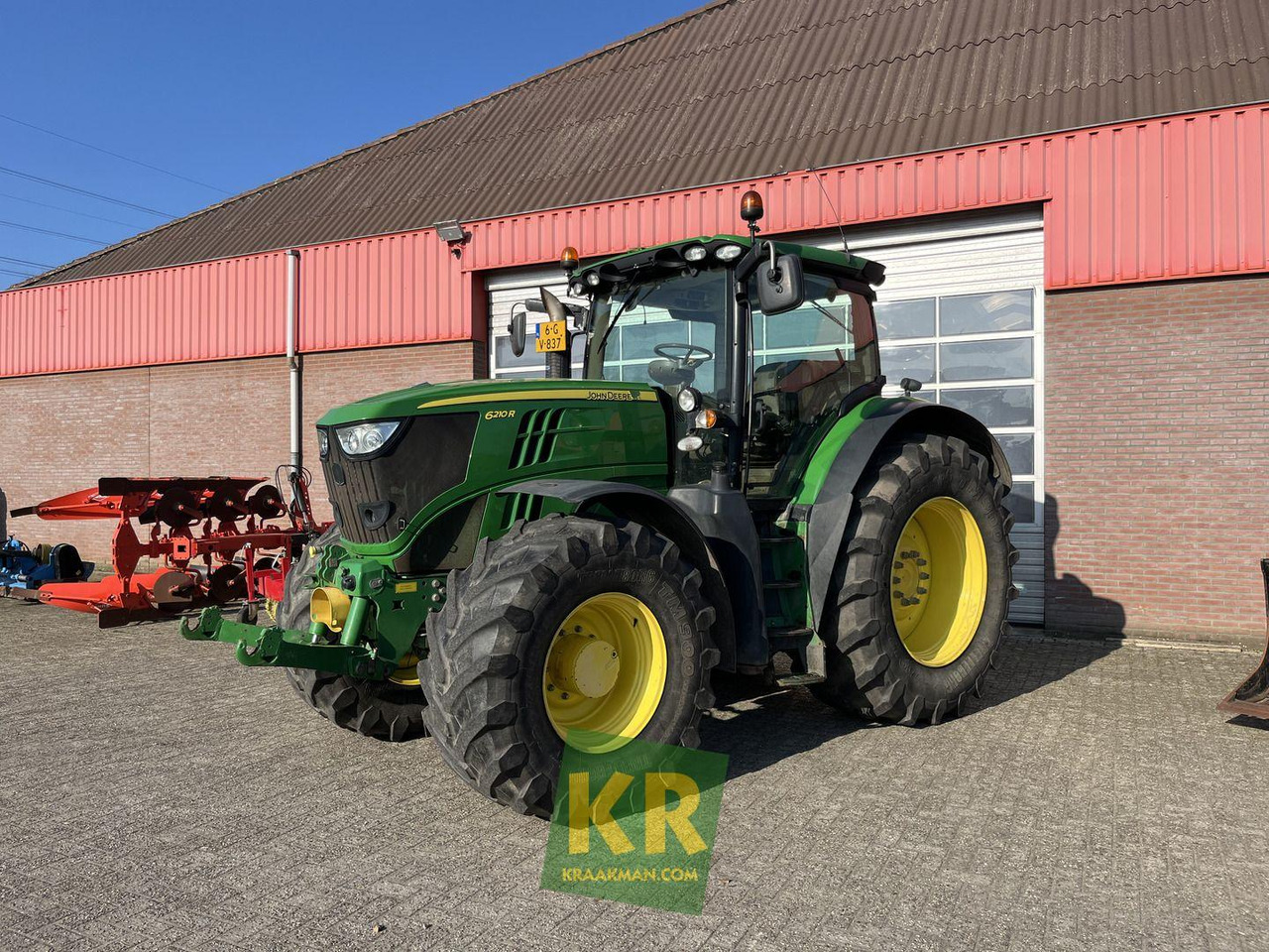 John Deere 6210R - جرار: صور 1 John Deere 6210R - جرار: صور 1
