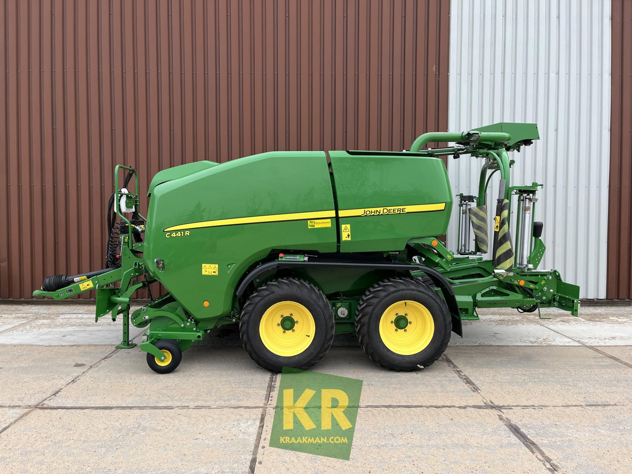 John Deere C441R - مكبس القش الدائري: صور 2 John Deere C441R - مكبس القش الدائري: صور 2