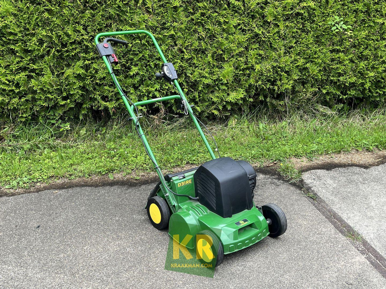 John Deere D31R - معدات الحدائق: صور 2 John Deere D31R - معدات الحدائق: صور 2