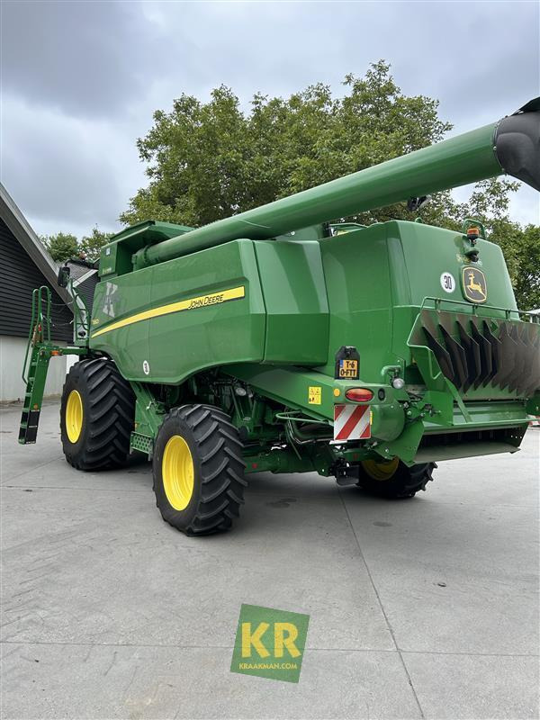 John Deere T660 - حصادة شاملة: صور 4 John Deere T660 - حصادة شاملة: صور 4