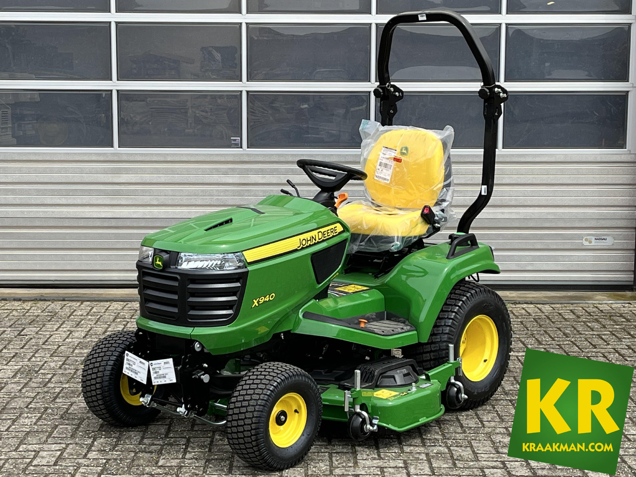 John Deere X940 - جزازة المروج: صور 3 John Deere X940 - جزازة المروج: صور 3