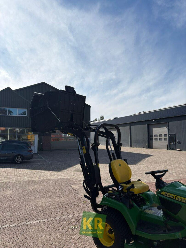 John Deere X950R - جزازة المروج: صور 5 John Deere X950R - جزازة المروج: صور 5