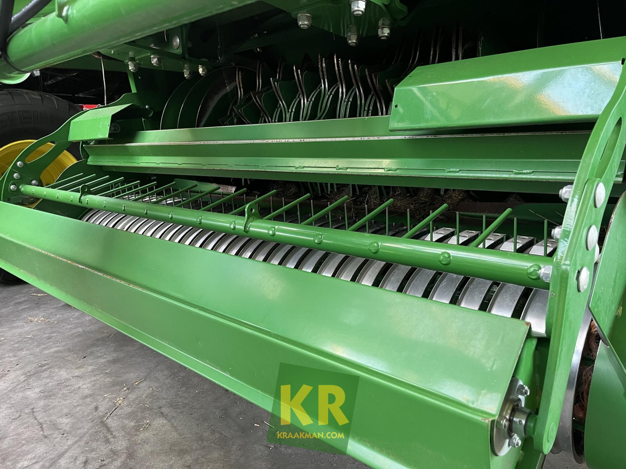 L624 John Deere - مكبس البالات المستطيله: صور 5 L624 John Deere - مكبس البالات المستطيله: صور 5